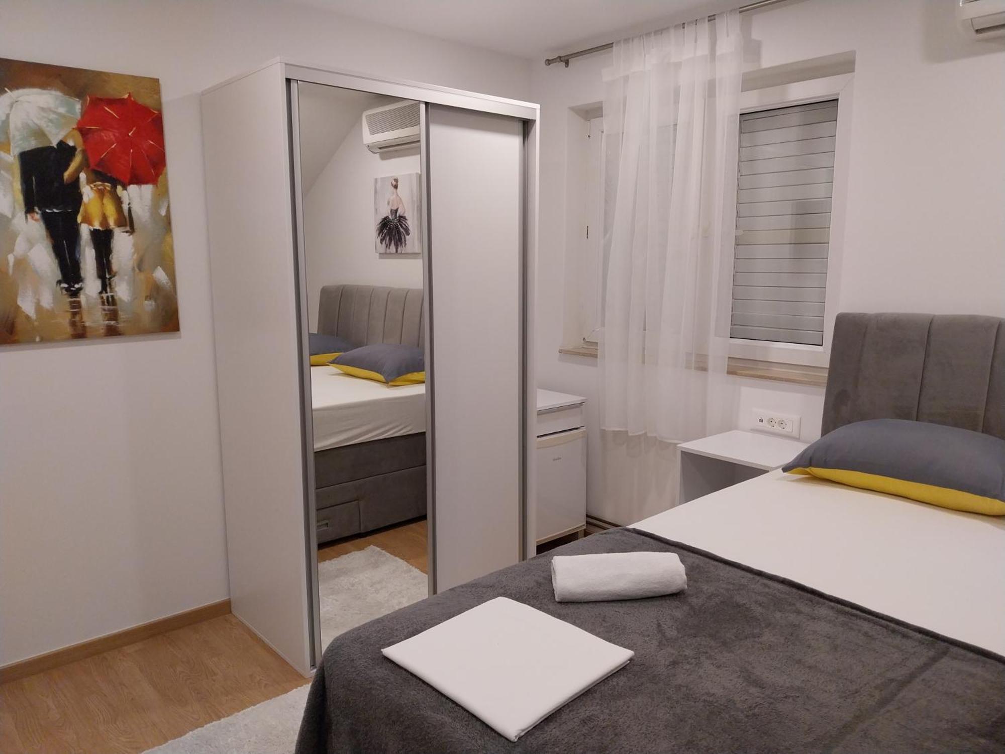 Apartments Rose Loboja Makarska Exterior photo